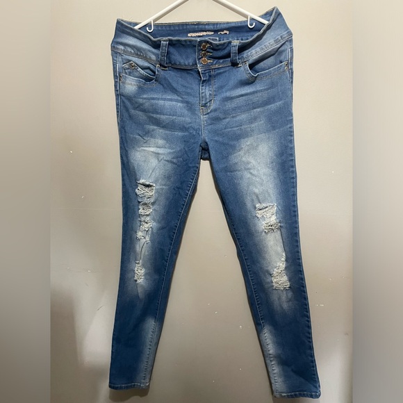 Distressed Jeans🌻🌻 2 for $30 bundle🌻🌻 - Picture 1 of 7